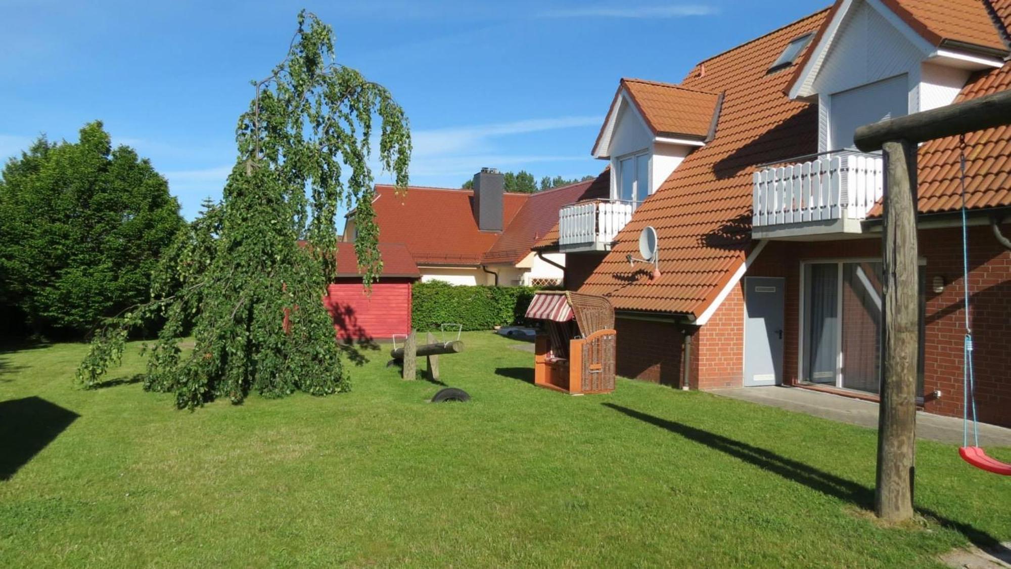 Ferienwohnungen Wiek, Haus Luv & Lee Wiek auf Ruegen Luaran gambar