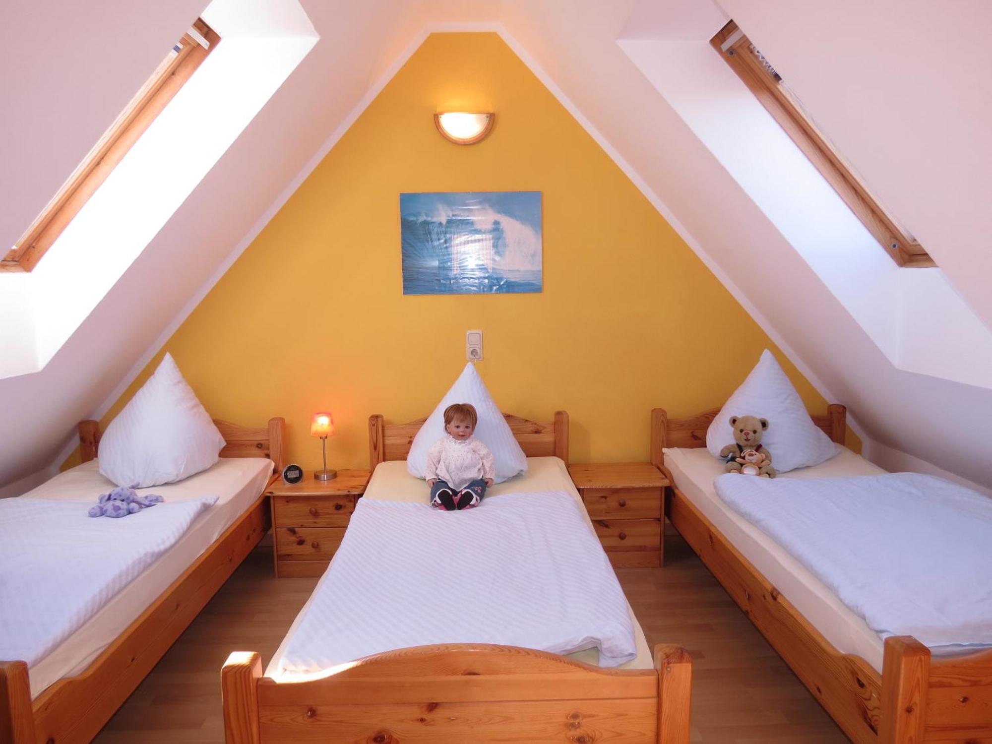 Ferienwohnungen Wiek, Haus Luv & Lee Wiek auf Ruegen Luaran gambar