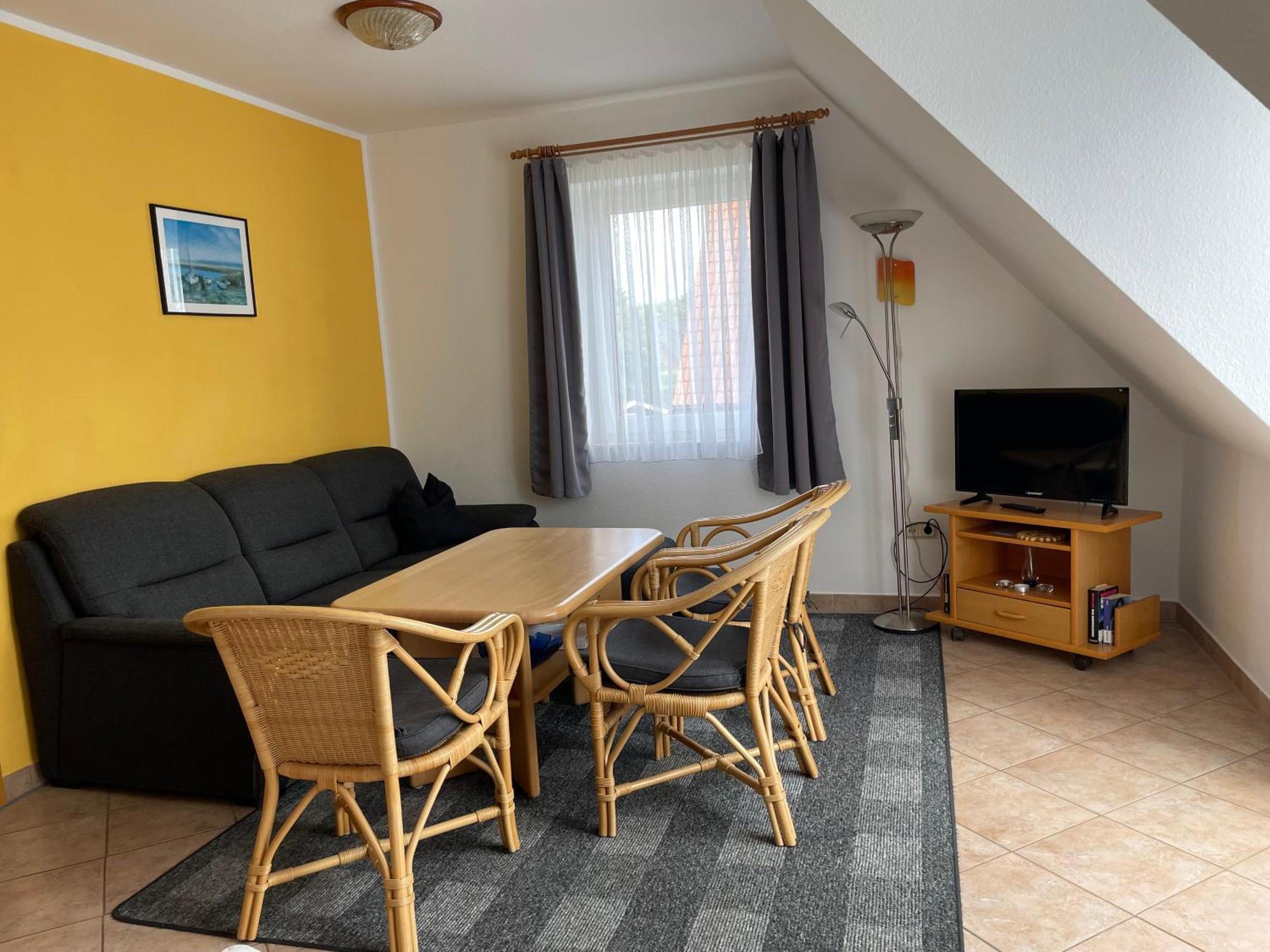 Ferienwohnungen Wiek, Haus Luv & Lee Wiek auf Ruegen Luaran gambar